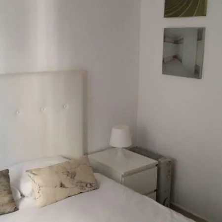 Bolsa Larios Apartment *