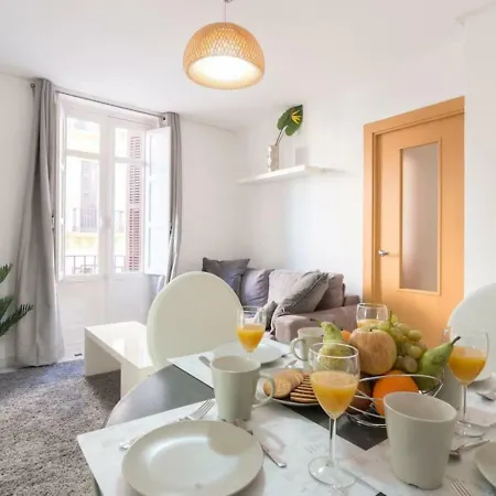 Bolsa Larios Apartment