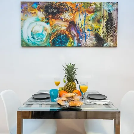 Bolsa Larios Apartment